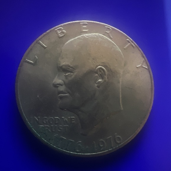 RARE 1776-1976 Eisenhower Liberty Bell Moon One Dollar US Bicentennial Coin